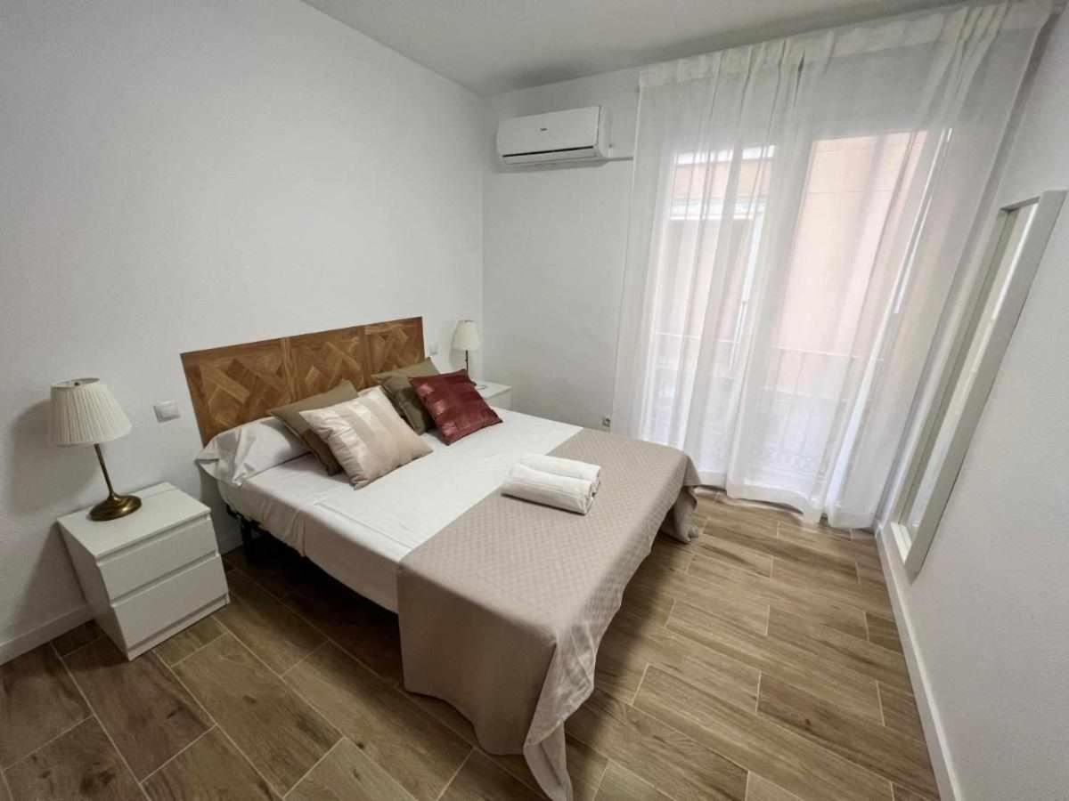Apartamenticos Libertad I ซาราโกซา ภายนอก รูปภาพ