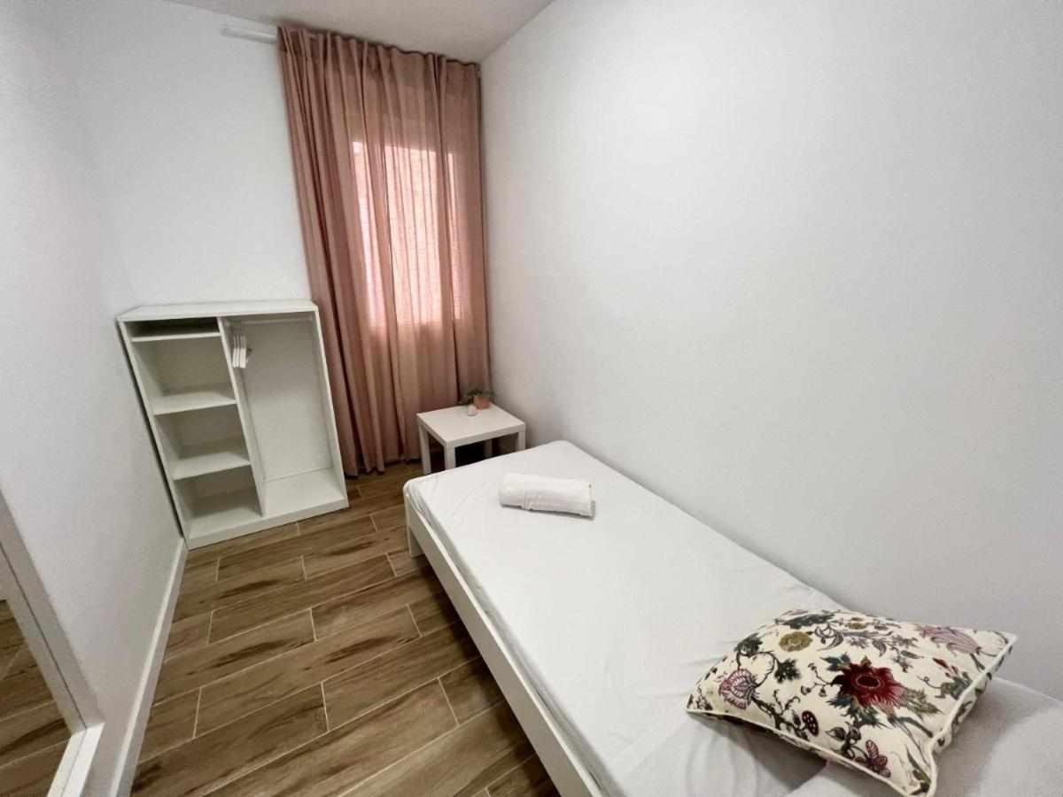 Apartamenticos Libertad I ซาราโกซา ภายนอก รูปภาพ